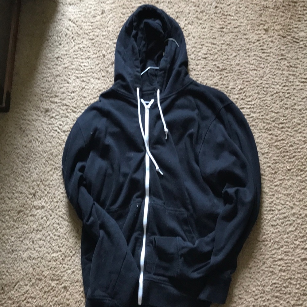 Zine all black hoodie